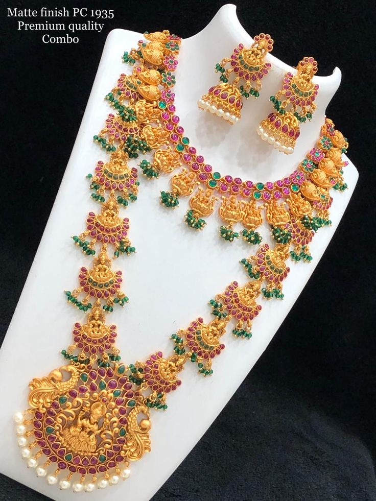 Super Kemp Designed Necklace Set