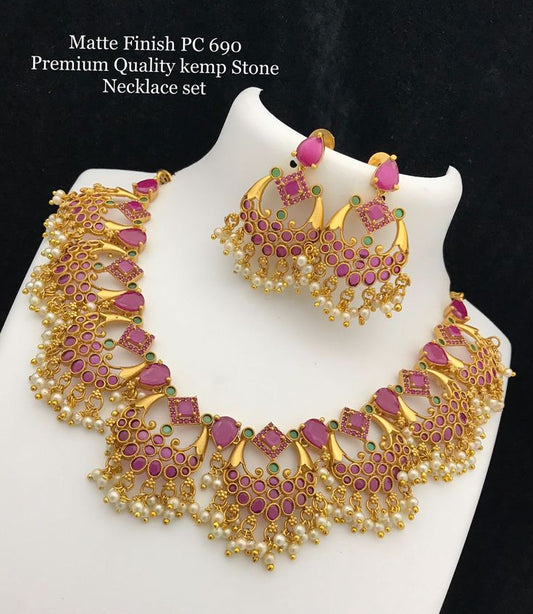 Kemp and Shine Necklace Set